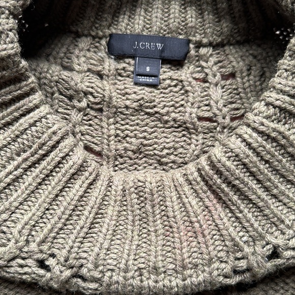 Jcrew green sweater size small - Picture 2 of 2